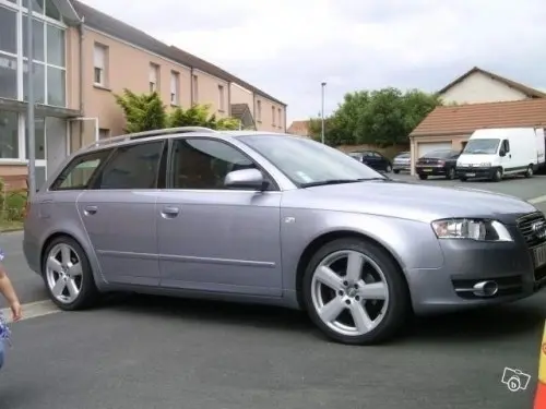 Audi A4 à Lully