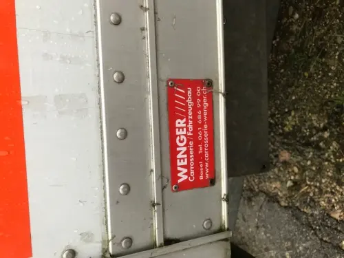 Remorque  Humbaur HN  152616 ( 4 portes) à nyon