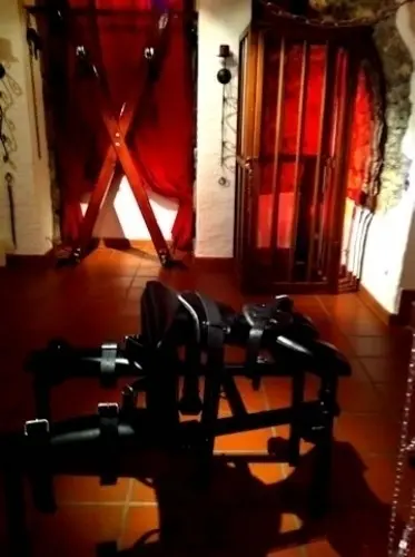 Nuit bdsm du Cav'O à Lausanne
