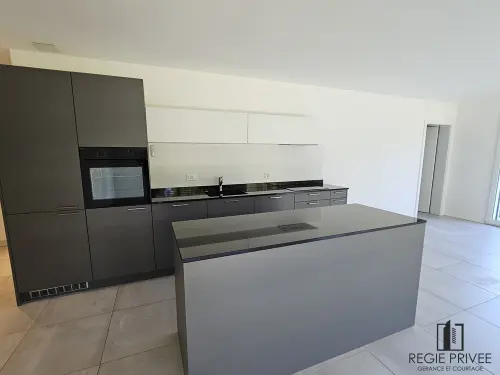 Appartement de 3.5 pièces au rez à Perroy