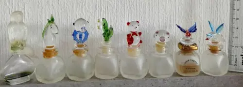 Petits flacons pour collection en lot à Lausanne