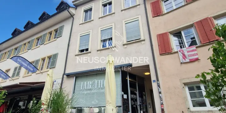 Immeuble de rendement avec 4 appartements et 1 restaurant à Delémont