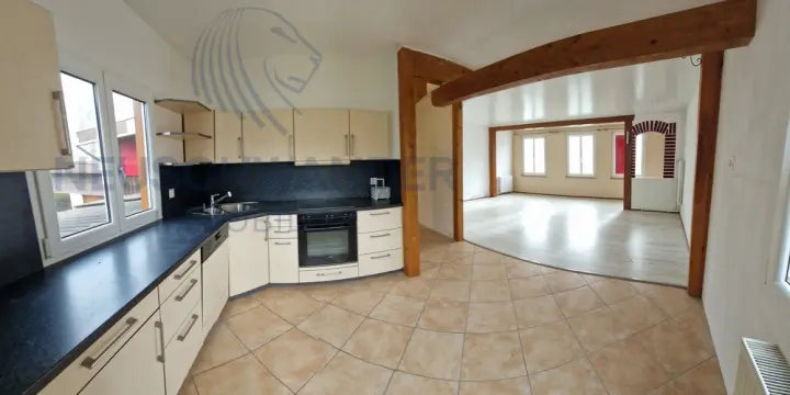 Appartement dans une maison locative de deux logements