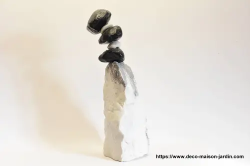 Sculpture en Marbre Blanc et Noir- Statue Jardin - Décoration Maison à Bâle