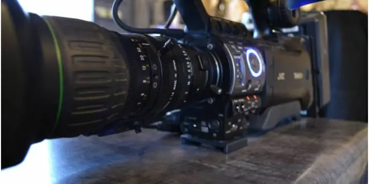 JVC GY-HM700 + accessoires