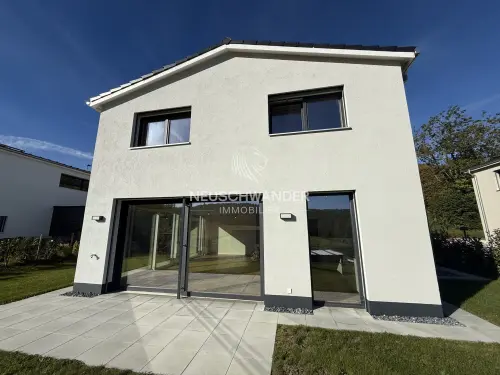 À vendre à Movelier jolie villa neuve de 5.5 pièces de 147 m² à Movelier