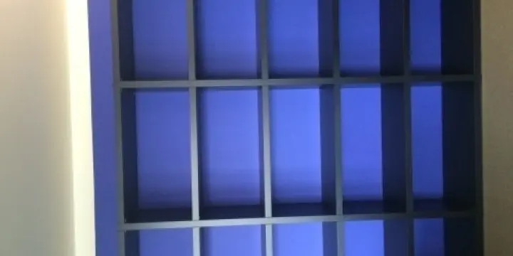 Etagères noires modernes de qualité!