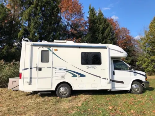 VR Camping Car Caravane -Excellent Entretien à Genève