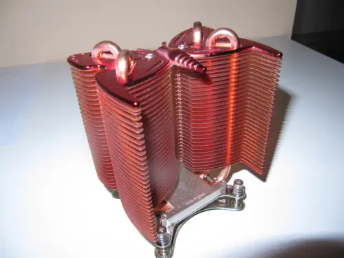 Radiateur CPU sans ventilateur (plus de bruit) à Lucens