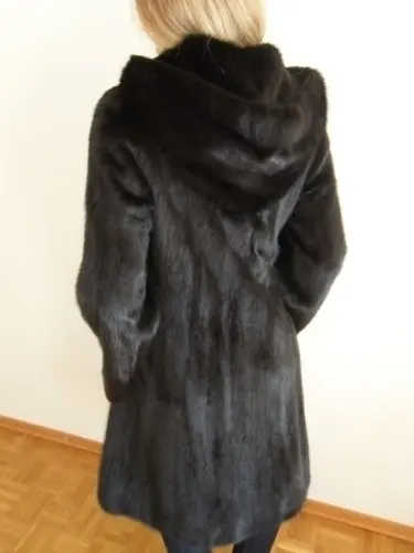 Splendide manteau de vison noir  à Versoix