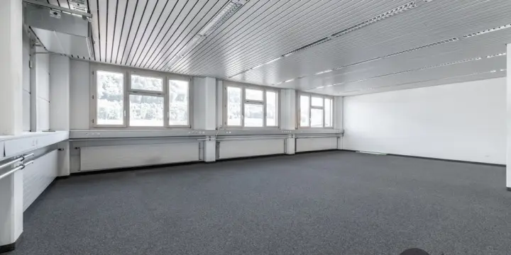 Gut erreichbare Gewerbefläche in Oberentfelden zu vermieten - 95 m²