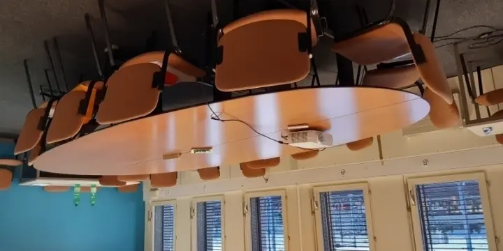 grand bureau à louer