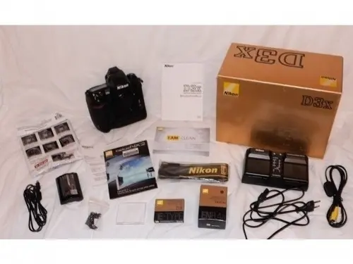 Nikon D3x  - Nur 2.800 Auslösungen - à Basel