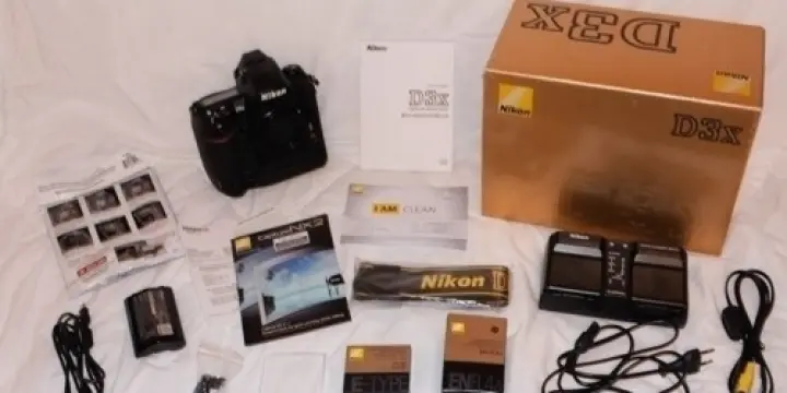 Nikon D3x  - Nur 2.800 Auslösungen -