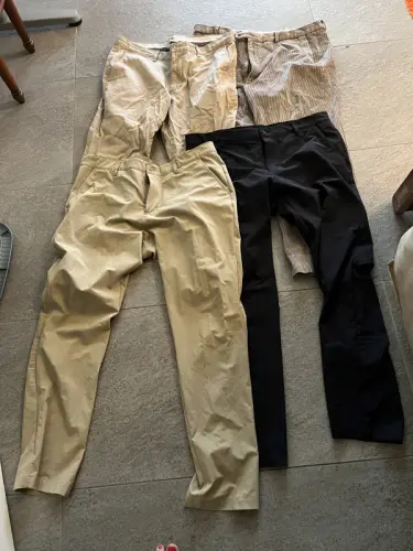 Lot de 3 pantalons homme F36x32  -  L32 FR 48 US 38 à Nyon