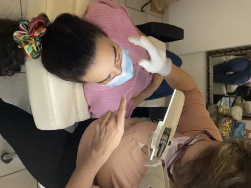 Sourcils visage épilation orientale à lausanne