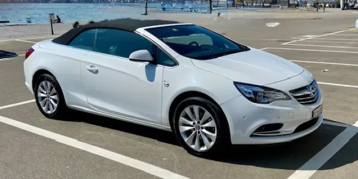 Très belle OPEL Cascada 1.6 16 V Cosmo de Juillet 2015