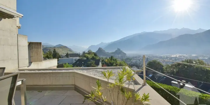 Magnifique villa de 5.5 pièces avec une vue panoramique imprenable !