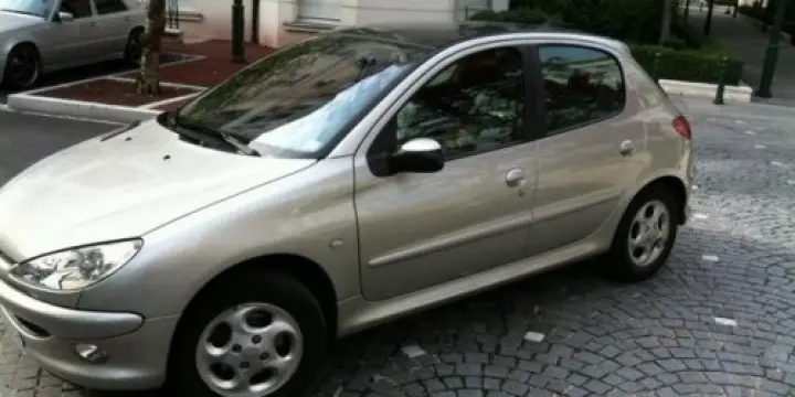 Peugeot 206