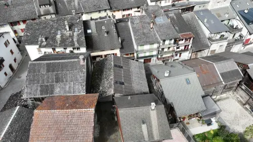 Une grange à rénover au coeur du village de Sembrancher à Sembrancher