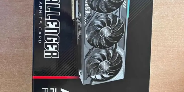 Carte graphique AMD Radeon RX 9070 XT, modèle ASRock Challenger 16GB, neuve et jamais utilisée. .