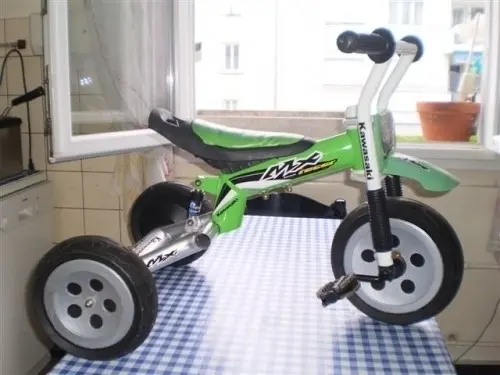 Tricycle Kawasaki pour enfant de bonne q à Montreux