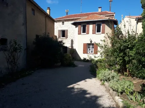Maison de village à Sorgues