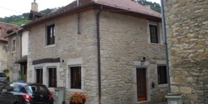 superbe maison à vendre poligny jura