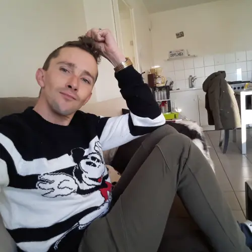 Mec gay 32ans srx lov à Genève