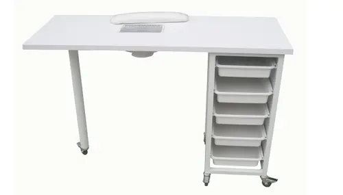 Table manucure cannes -