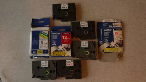 Lot de 7 cassettes TZe Tape / Etiqueteuse P-Touch Brother à onex
