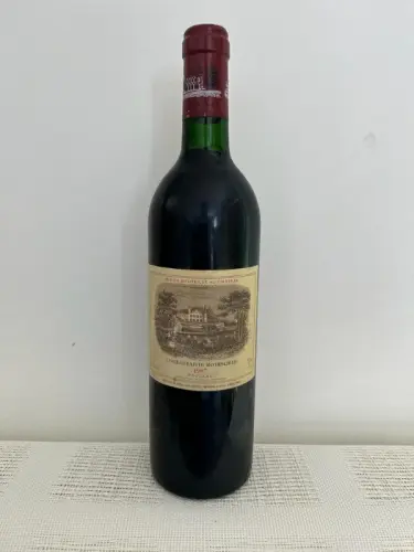 Château Lafite Rothschild Pauillac 1987 à Metz