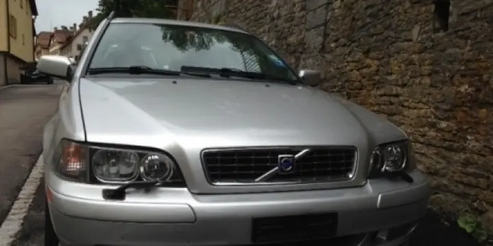 Volvo V40.  T4