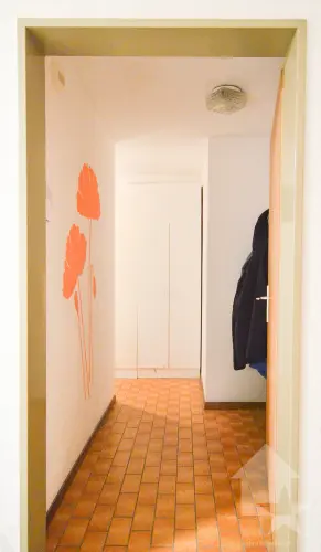 Appartement de ville de 2 pièces avec balcon dans un immeuble rénové à Brig