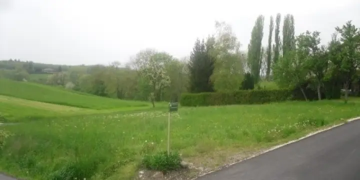 vend Terrain emplacement exceptionnel 