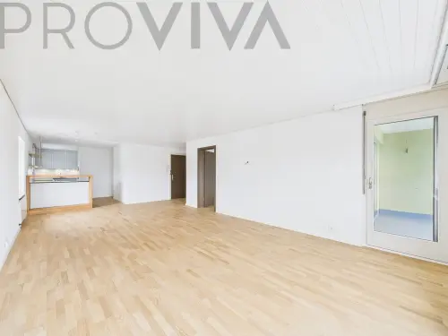 Mit vielen Extras wie Hallenbad, Sauna, Partyraum und Turnhalle à Hinterkappelen