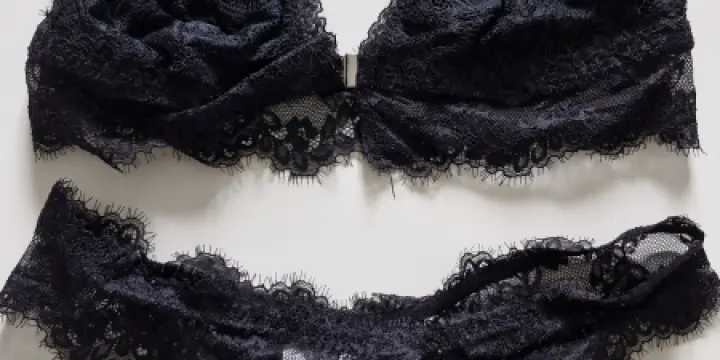 GRATUIT - Lingerie sexy dentelle noire
