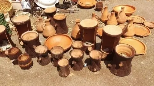 Gros lot de poterie marocaine à Saxon