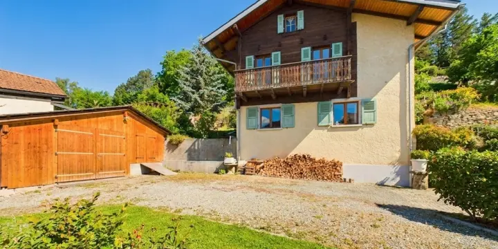 Sonniges Familienhaus mit Garten und Potenzial in Venthone