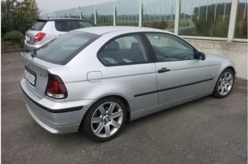 BMW 318 ti Compact à Cheseaux