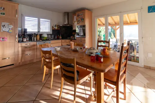 Villa d'une surface de 198 m2 hab. sur parcelle de 1000m2 à Vétroz