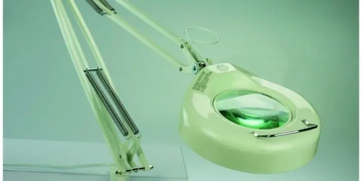 Lampe loupe Fluoresçan. en Metal Blanc