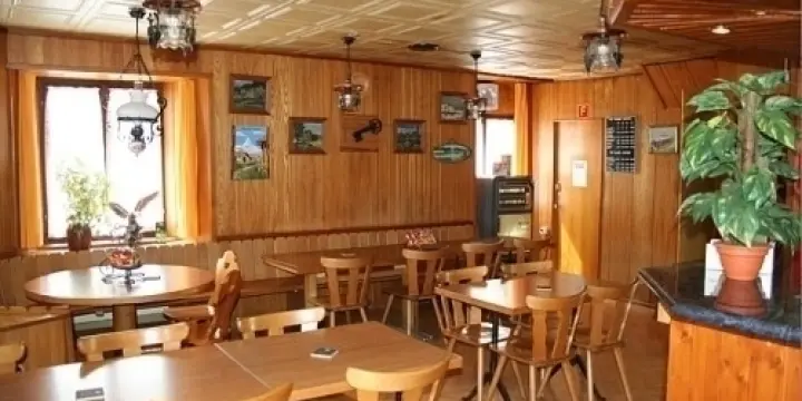 A vendre Café Restaurant Hôtel