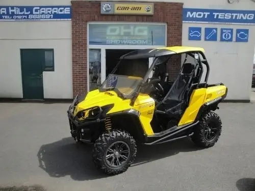 Can-Am Commander 1000 XT à Bulle