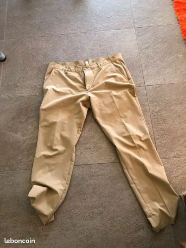 Pantalon léger beige homme Adidas F 36x32 à Nyon