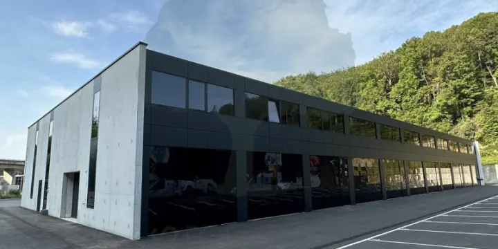 Espaces artisanaux modulables à Porrentruy - De 22m² à 527m² au sol