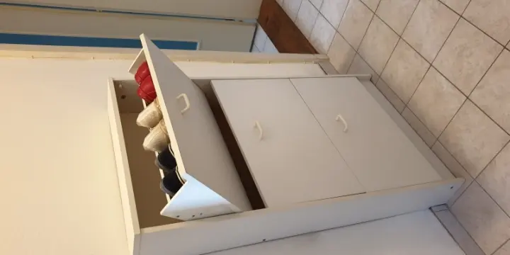 Meuble à chausseures