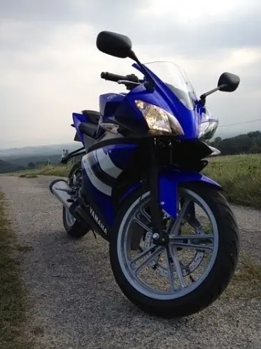 Yamaha Yzf R125 Bleu à Nyon