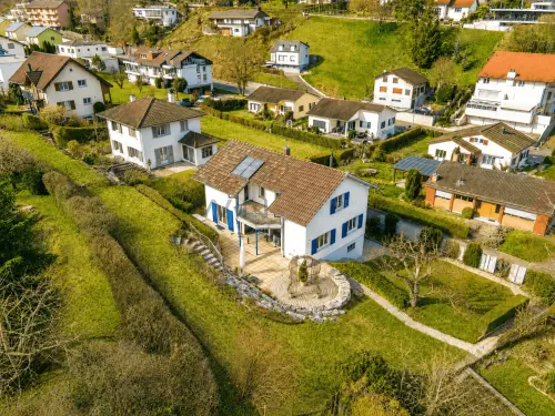 Wo Familien Wurzeln schlagen à Laufen