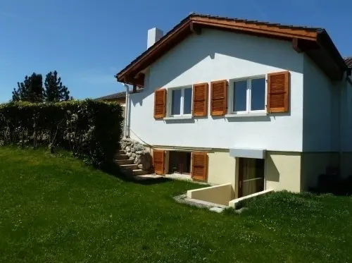Chavannes-des-Bois Maison individuelle  à Chavannes-des-Bois